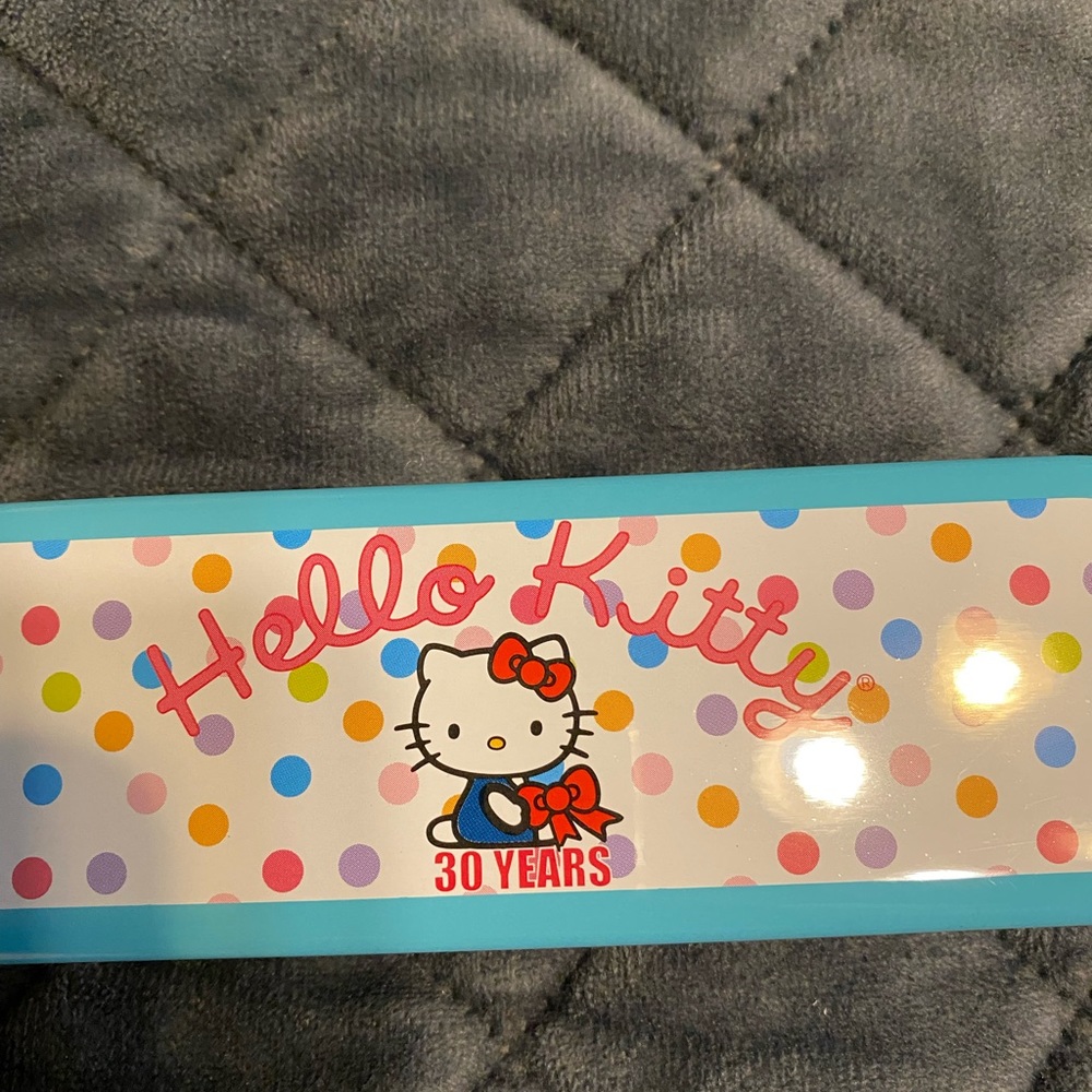 Hello Kitty Watch - Picture 2 of 3